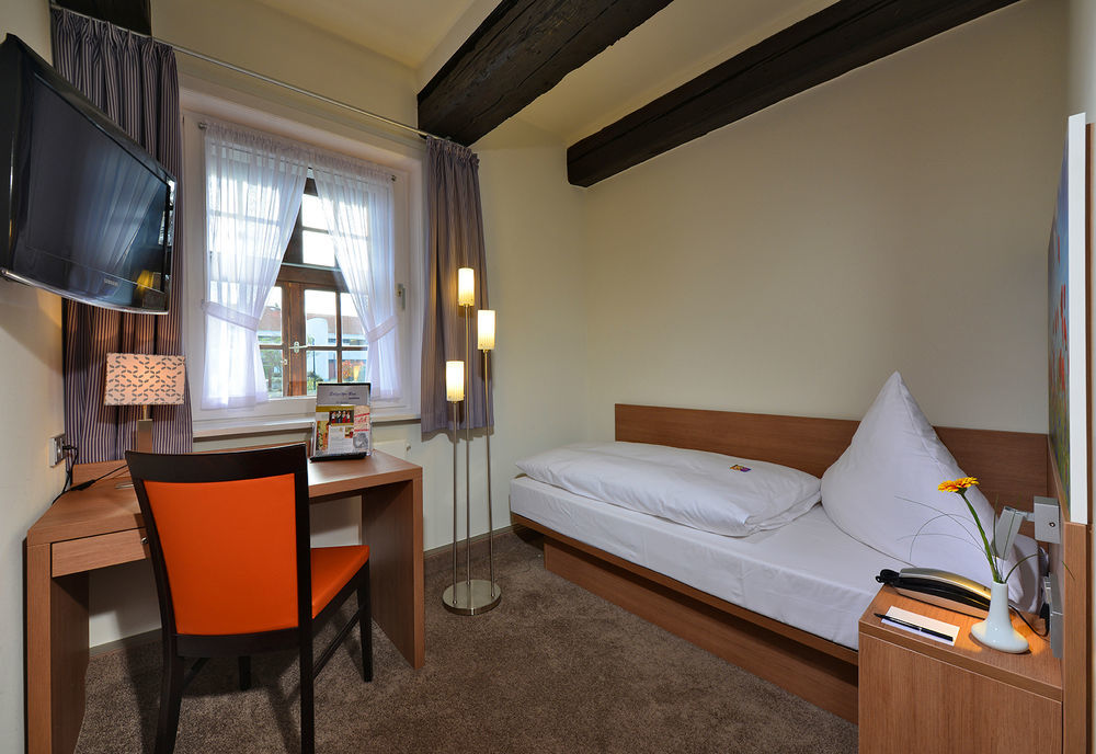 Hotel Ratskeller ซาลซ์กิทเทอร์ ภายนอก รูปภาพ