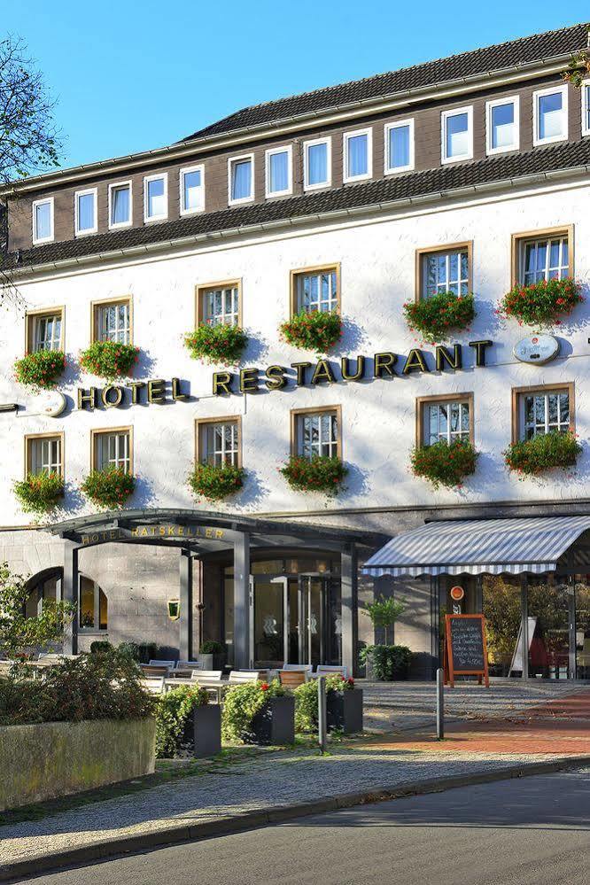 Hotel Ratskeller ซาลซ์กิทเทอร์ ภายนอก รูปภาพ