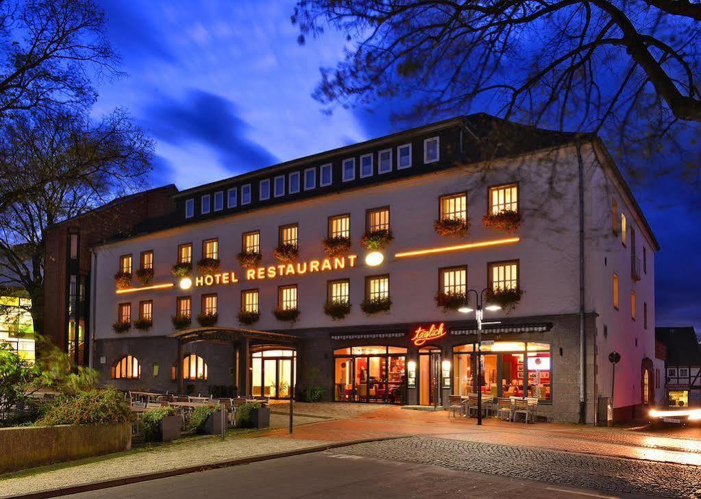 Hotel Ratskeller ซาลซ์กิทเทอร์ ภายนอก รูปภาพ